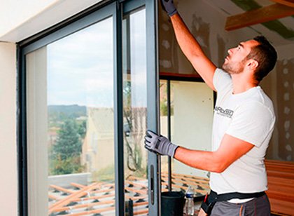 janela-a-prova-de-som-com-vidro-triplo